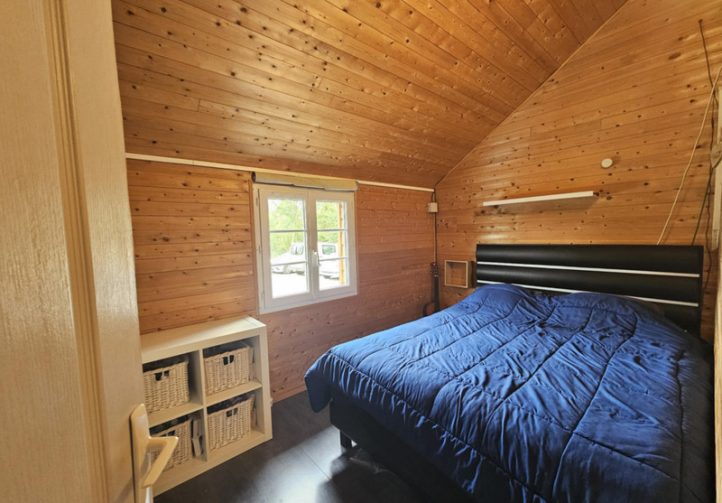 4.2 Acre Lake with Bungalow in Normandy Image