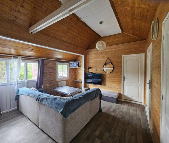 4.2 Acre Lake with Bungalow in Normandy Image