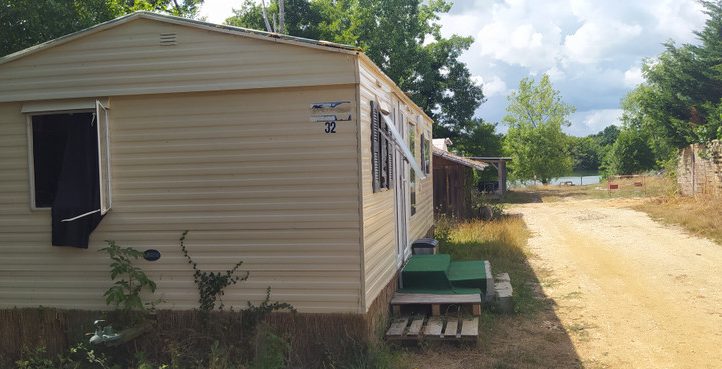 7.4 Acre Lake with Accommodation in the Dordogne Image