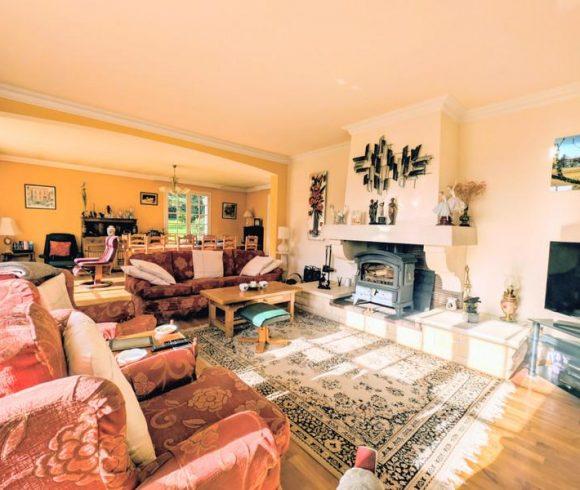 Large House with Private Parkland and Lakes – Limousin Natural Park Image