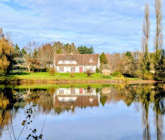 Large House with Private Parkland and Lakes – Limousin Natural Park Image