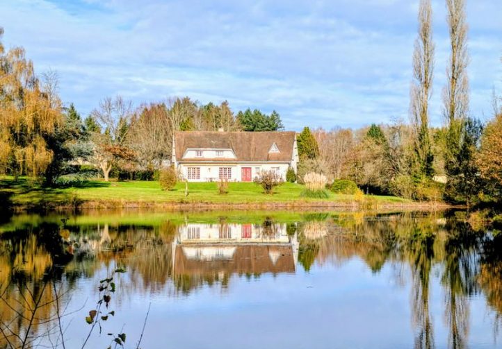 Large House with Private Parkland and Lakes – Limousin Natural Park Image