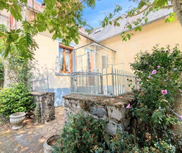 Former Farm with Lake, 5-Bedroom House & Extensive Outbuildings in Limousin Image