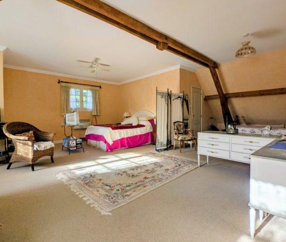 Large House with Private Parkland and Lakes – Limousin Natural Park Image