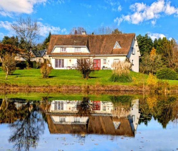 Large House with Private Parkland and Lakes – Limousin Natural Park Image