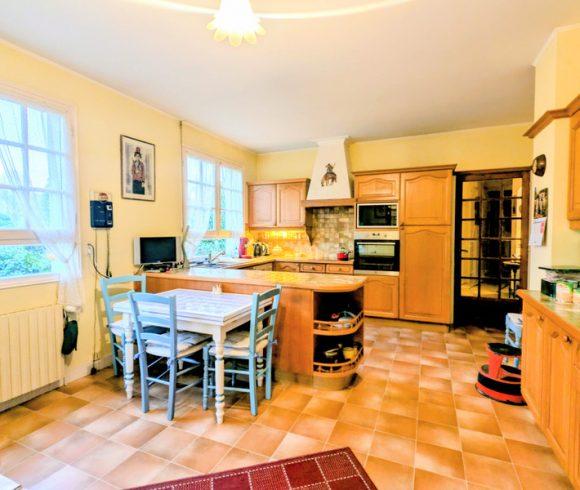 Large House with Private Parkland and Lakes – Limousin Natural Park Image