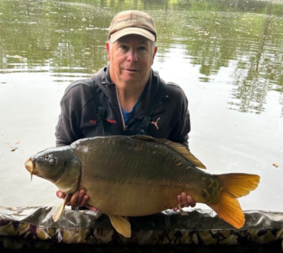 Blue Dart Carp Fishery – 25 April, 2026