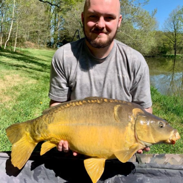 Lac Lucie – Carp France Fisheries – 04 April, 2026