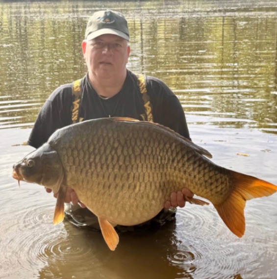 Blue Dart Carp Fishery – 11 April, 2026