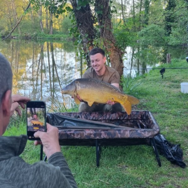 Kingfisher Lake – Carp France – 11 April, 2026