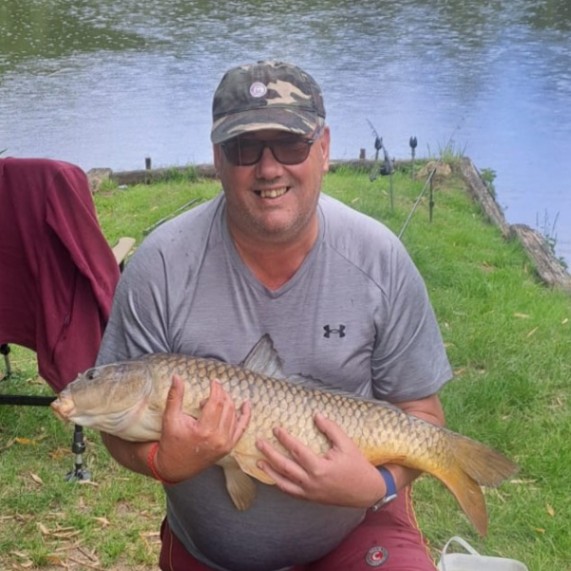 Kingfisher Lake – Carp France – 09 May, 2026