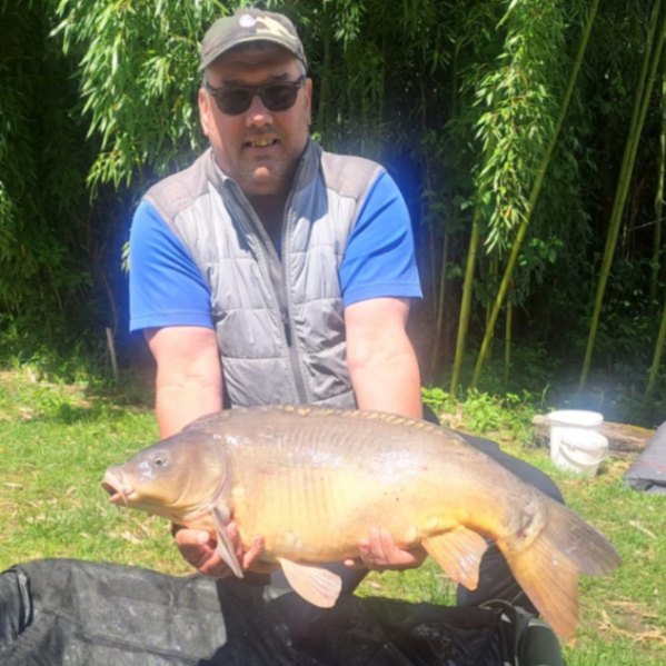 Kingfisher Lake – Carp France – 09 May, 2026