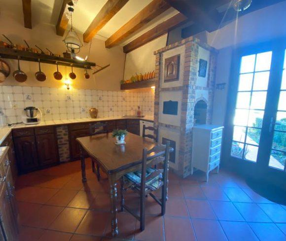 4-Bed House with Fishing Lake in Troche, Corrèze Image