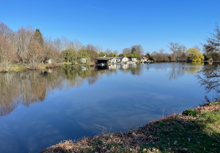 Lakeside Home, Gîte & Carp Lake in Passais Villages, Orne Image