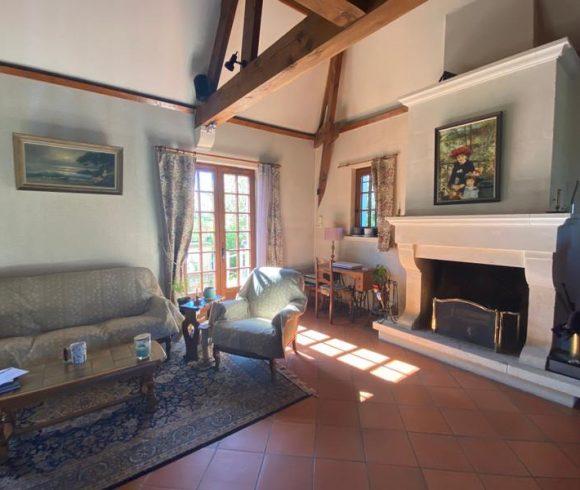 4-Bed House with Fishing Lake in Troche, Corrèze Image