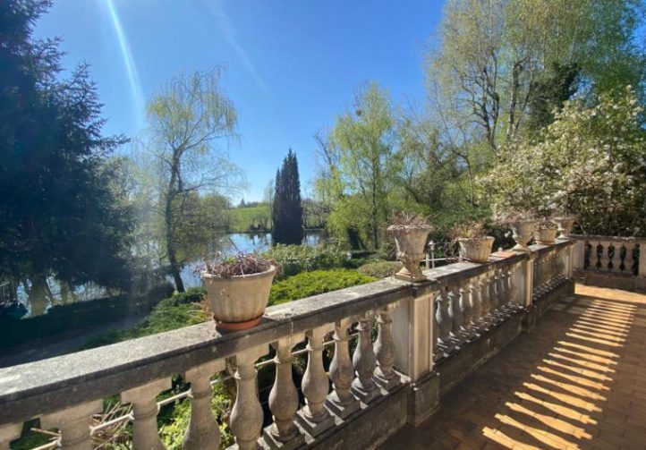 4-Bed House with Fishing Lake in Troche, Corrèze Image