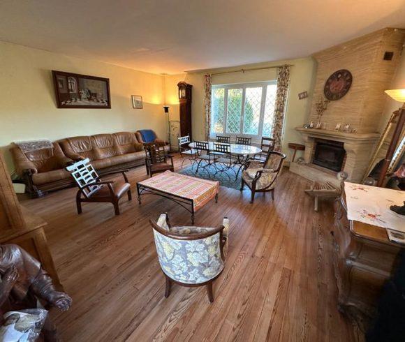 3-Bed Watermill House with Lake & Stream Near Barbezieux Image