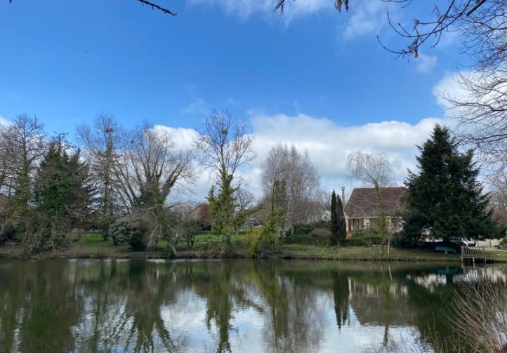 4-Bed House with Fishing Lake in Troche, Corrèze Image