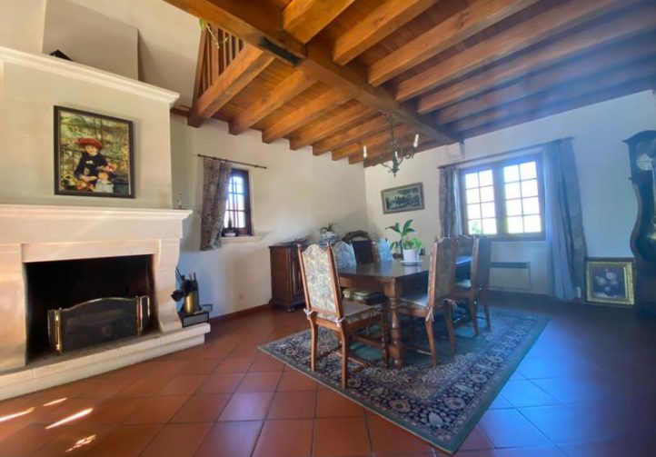 4-Bed House with Fishing Lake in Troche, Corrèze Image