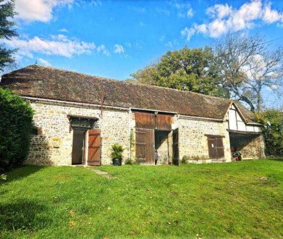 Historic Lake Estate on 23 Acres in Le Theil, Allier Image