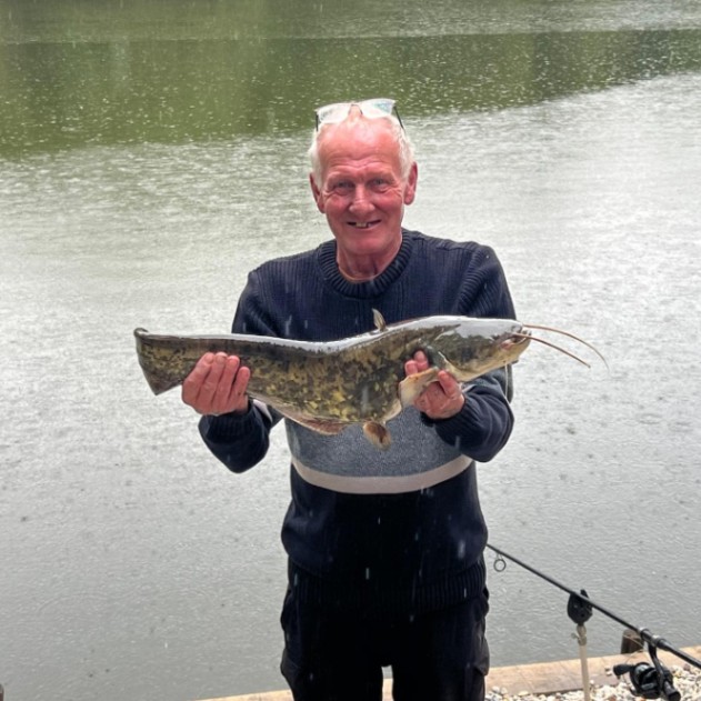 Kingfisher Lake – Carp France – 09 May, 2026