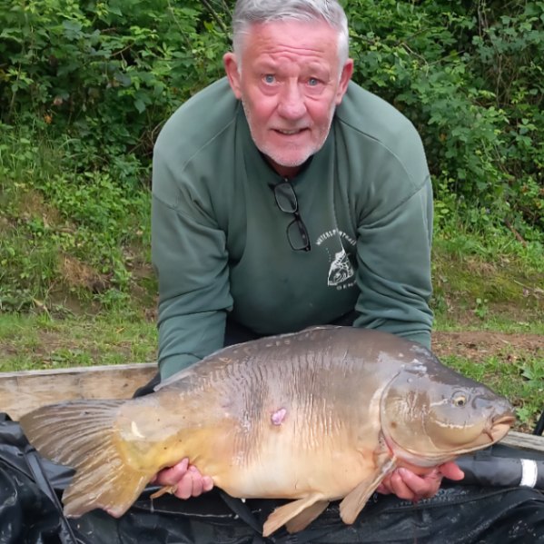 Kingfisher Lake – Carp France – 02 May, 2026
