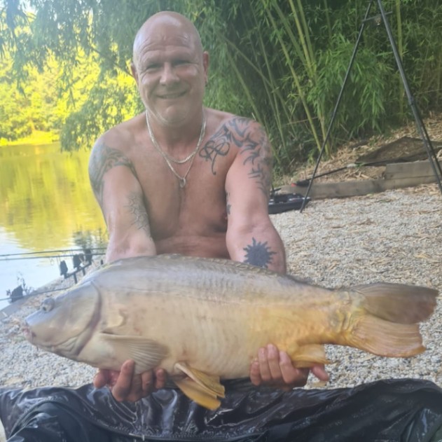 Kingfisher Lake – Carp France – 27 June, 2026