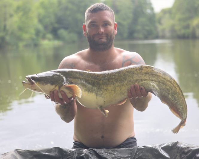Kingfisher Lake – Carp France – 25 July, 2026