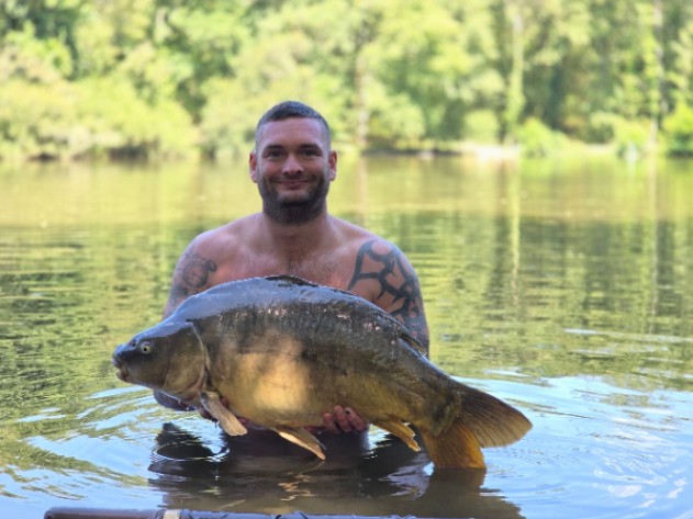 Kingfisher Lake – Carp France: 25-07-2026 to 01-08-2026