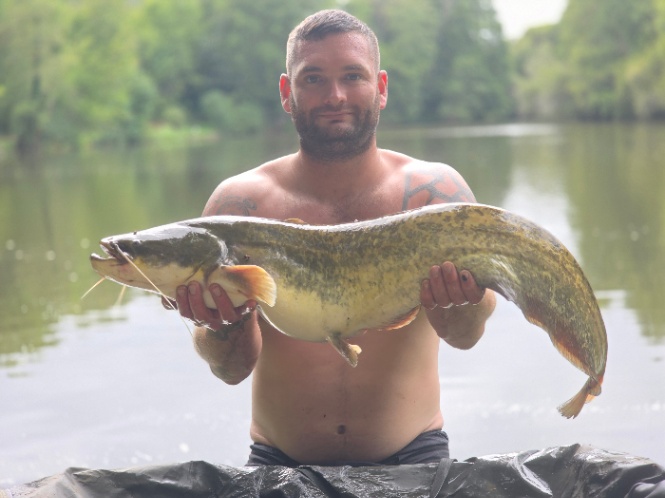Kingfisher Lake – Carp France: 25-07-2026 to 01-08-2026