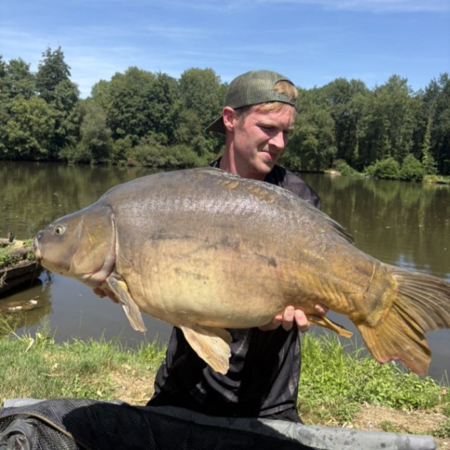 Kingfisher Lake – Carp France – 01 August, 2026
