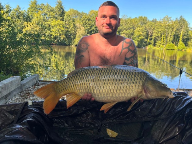 Kingfisher Lake – Carp France: 25-07-2026 to 01-08-2026