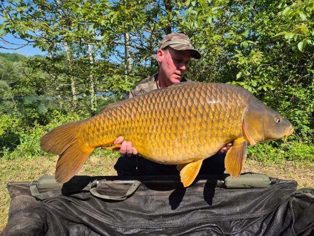 Etang de Mery Image