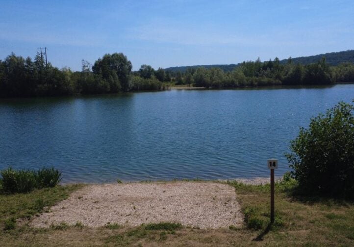 Etang de Mery Image