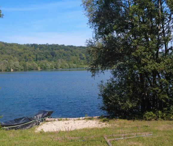 Etang de Mery Image