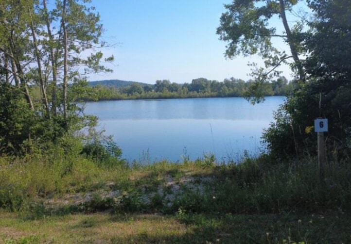 Etang de Mery Image