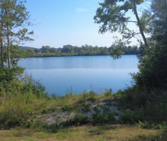 Etang de Mery Image